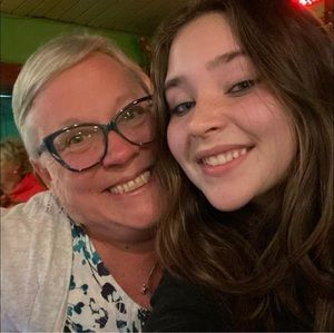 Meet your Posher, Joy